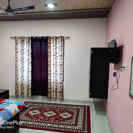 Hotel O Mohani Inn And Banquet Каусані Екстер'єр фото